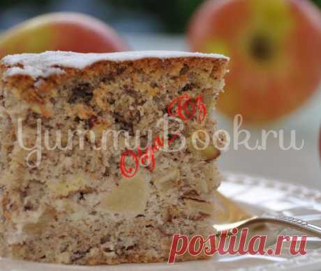 Пирог ореховый с яблоками.