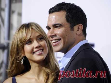 8 звёзд, которые связали судьбу со своими фанатами