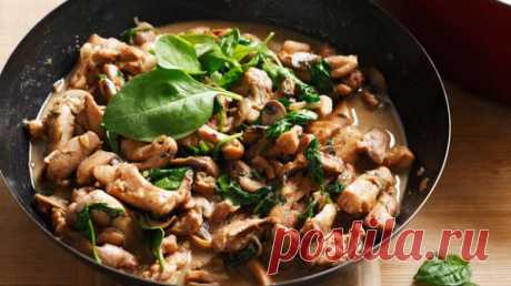 Тушеная курица с грибами и сливками - Рецепты. Кулинарные рецепты блюд с фото - рецепты салатов, первые и вторые блюда, рецепты выпечки, десерты и закуски - IVONA - bigmir)net - IVONA bigmir)net