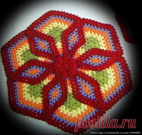 Вяжем коврик крючком
