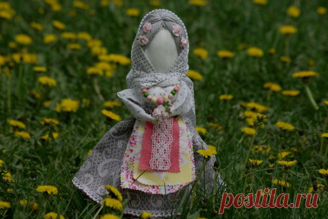 "ДОБРОСЛАВА"

#ILoveDolls
#IloveKuklaMotanka
#ILoveSlavicTradition
#ILovemyWork
#KuklaMotanka
#KuklaObereg
#SlavicTradition
#Творчество

Авторская работа: Объединение по интересам «В гостях у Куклы», руководители: Эрика ГРИЩЕНКО, Анна ТЫЧКО.