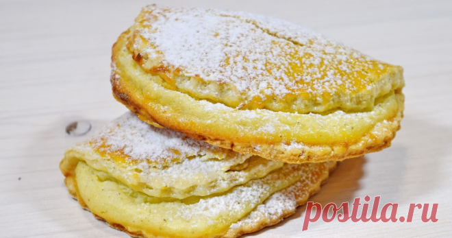 СОЧНИКИ с творогом. Очень вкусные, нежные и просто тающие во рту.   Дорогие друзья, спешу поделиться с вами очень вкусным рецептом домашних сочников с творогом из песочного теста. Эта изумительная выпечка, ...