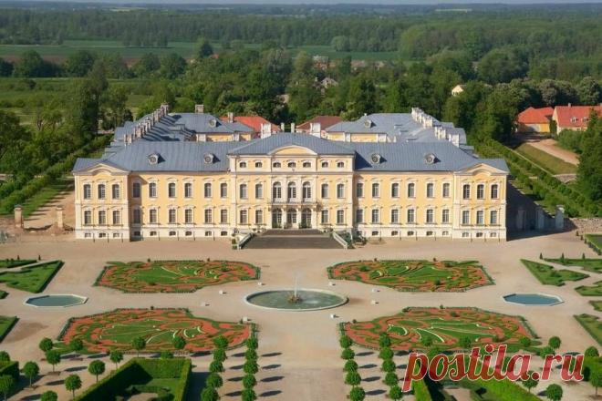 Рундальский дворцово-парковый ансамбль, Латвия