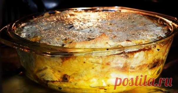 Бесподобно вкусный обед: пирог из рваного лаваша и грибов Пирог из рваного лаваша и грибов в ароматной кефирной заливке с легкостью заменит вам полноценный обед или ужин. Получается он невероятно аппетитным, нежным и очень сытным. Приготовить такое блюдо быстро и просто, используя минимум ингредиентов: вам понадобится всего 30 минут (вместе с выпечкой)...