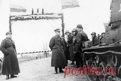 В США призвали Литву признать причастность национальных героев к Холокосту. Специальный представитель Госдепартамента США по вопросам Холокоста Эллен Джермейн призвала Вильнюс признать, что некоторые национальные герои страны во время Второй мировой войны участвовали в организованном нацистами массовом уничтожении евреев. «Да, я вижу эту проблему», — сказала Джермейн.