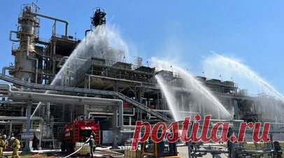 В Ростовской области потушили пожар на Новошахтинском НПЗ после атаки 21 августа. В Ростовской области потушили пожар на Новошахтинском заводе нефтепродуктов, который произошёл 21 августа после атаки БПЛА ВСУ, сообщил врио губернатора региона Юрий Слюсарь. Читать далее