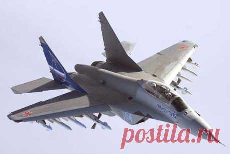 МиГ-35
В разное время обозначение использовалось для:
многофункционального истребителя пятого поколения МиГ 1.44;
проектов дальнейшего развития МиГ-29М2 второй половины 1990-х годов (они же МиГ-29М3 и МиГ-29М4);
демонстраторов для испытаний РЛС «Жук-А» (опытныx экземпляров МиГ-29М, МиГ-29К, МиГ-29КУБ)
проекта для индийского конкурса MMRCA 
развития самолётов МиГ-29К/КУБ и МиГ-29М/М2 для ВВС России, современный вариант; двухместный вариант имеет обозначение Миг-35Д