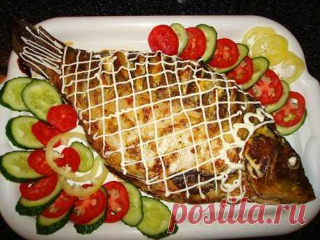 КАРП, ФАРШИРОВАННЫЙ ГРИБАМИ, запеченный в духовке