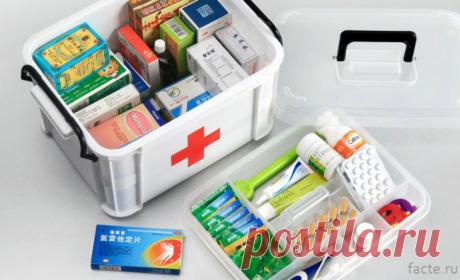Как сделать аптечку по-настоящему полезной: 8 советов Порядок и организованность не будут лишними нигде. Особенно, если речь идет о таких вещах, как медикаменты. Пустые флаконы, просроченные тюбики, блистеры без инструкции – знакомая ситуация? Тогда посл…