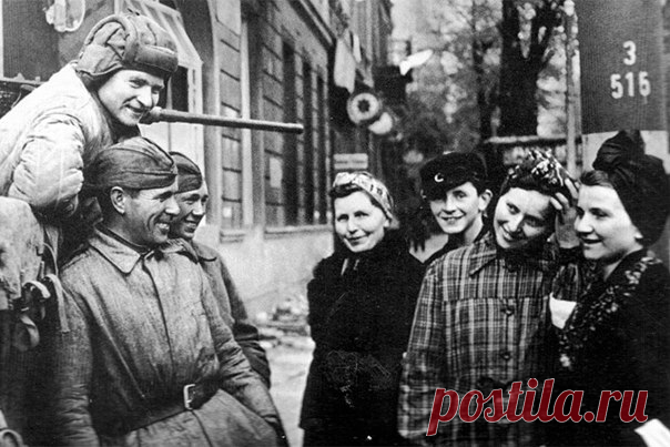 «Ярость советских бестий» в Неммерсдорфе в 1944 году 
 


Для немцев Неммерсдорф звучит так же, как для нас Хатынь, - место, где были бессмысленно и жестоко убиты женщины, старики, дети. Кто совершил это злодеяние: бойцы Красной Армии, нацисты-провокато…