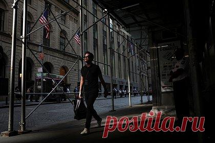 США потратят миллионы долларов на прогнозы погоды. США потратят миллионоы долларов на повышение точности прогнозов на фоне экстремальной жары. Новые меры по защите граждан от последствий изменения климата назвал американский президент Джо Байден. В сообщении отмечается рост интенсивности и частоты аномально жарких периодов в Штатах.