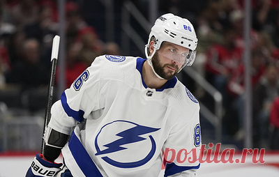 Форвард "Тампы" Кучеров продлил свою результативную серию в НХЛ до семи матчей. Российский нападающий забросил шайбу и сделал результативную передачу в матче против "Монреаля" и помог своей команде победить со счетом 5:1