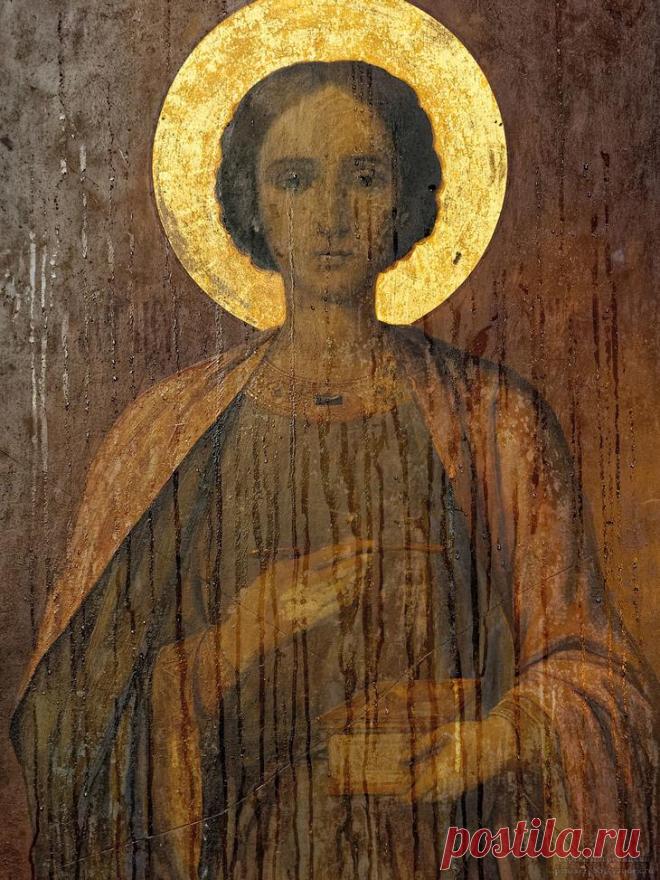 К чему мироточат, плачут иконы...