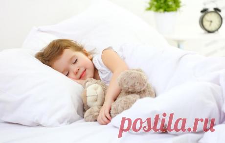 Выбираем правильную подушку для сна Глубокий и качественный сон - очень важная составляющая здорового образа жизни человека. От размеренного, полноценного и безмятежного сна зависит общее состояние организма в целом - работоспособность,...