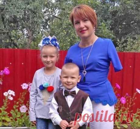 “Мама, а почему у тебя нет ручек?” Эта 35-летняя женщина не только прекрасная мама, но и профессиональная визажистка!
