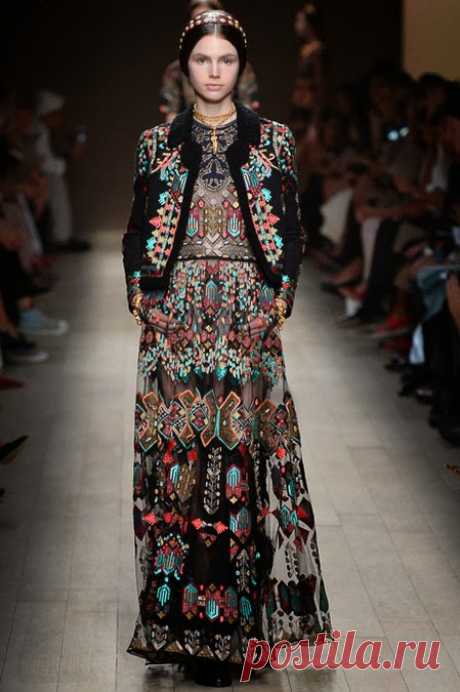 Модели коллекции Valentino — Модно / Nemodno