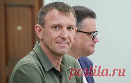 Генерал Попов обжаловал ограничение ему срока ознакомления с материалами дела. Адвокат бывшего командующего 58-й армией Сергей Буйновский пояснил, что сейчас его подзащитный ознакомился с 30 томами из 37