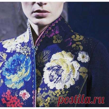 #ивко #ivko #одеждаивко #одеждадляженщин #женскаяодежда #шерстьягненка #шерстьмериноса #меринос #красиваяодежда #сургут #необычнаяодежда #нижневартовск #теплаяодежда #казань #теплоепальто #нефтеюганск #утепляемся  #пальто #цветы #узоры #краски #яркиекраски #бренд