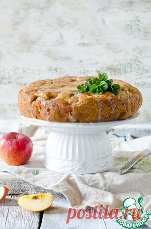 Яблочный пирог с заливкой из кефира и сгущенного молока - кулинарный рецепт