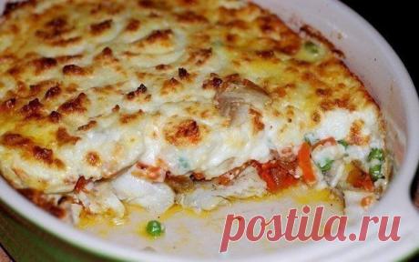 КАРТОФЕЛЬНАЯ ЗАПЕКАНКА С РЫБОЙ. .