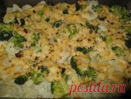 Цветная капуста и брокколи запеченные в сырном соусе