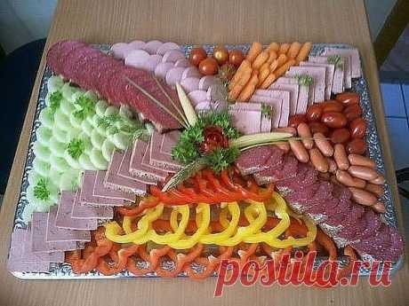 УКРАШАЕМ ПРАЗДНИЧНЫЙ СТОЛ
