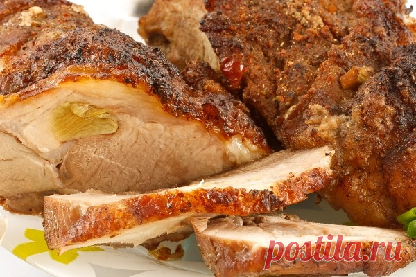 Самый лучший способ приготовить вкусное домашнее мясо. Буженина получается очень сочной 
Ингредиенты:
Кусок свинины 800 г2 ч. л. соли3 зуб. чеснока2 шт. лаврового листа1 л воды
Приготовление:
 
В кипящую воду добавляем соль, перец, специи и лавровый лист. Полностью охладить и заливаем мя…