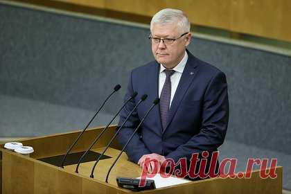 В Госдуме заявили о росте числа террористических преступлений в России. В России выросло число совершенных террористических преступлений. Об этом заявил депутат Госдумы Василий Пискарев. По словам парламентария, с 2021 по 2022 годы число таких преступлений выросло почти на 100 случаев. Пискарев отметил, что это сигнализирует о необходимости ужесточения наказания за терроризм.