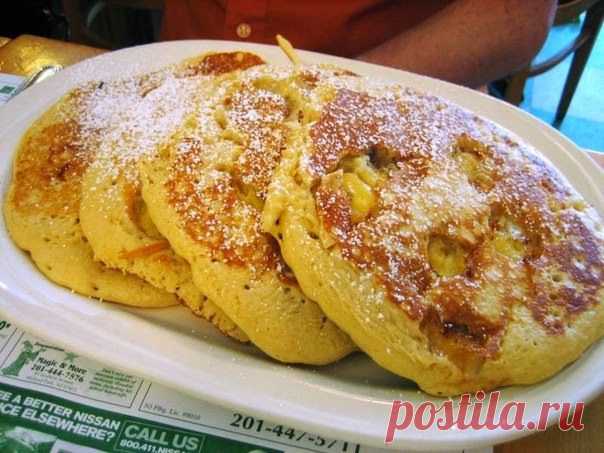 Банановые оладьи. Оригинально, питательно и очень вкусно.