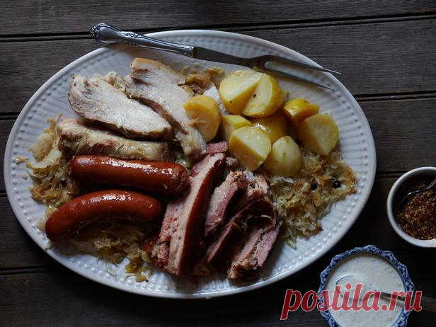 Шукрут (тушеная в пиве капуста с копченым мясным ассорти) - Гранд кулинар - рецепты с фото