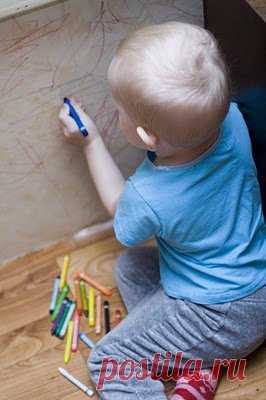 УБИРАЕМ РИСУНОК С ОБОЕВ