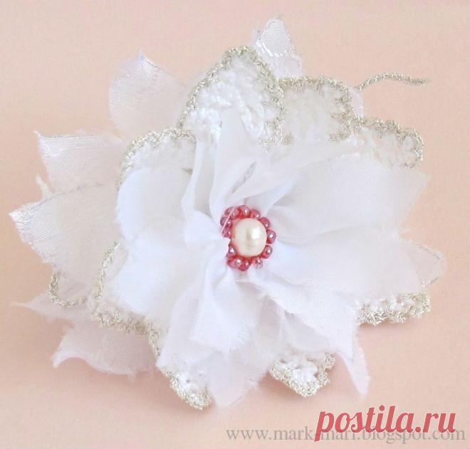 Mark-Mari: Цветок "Первое сентября"