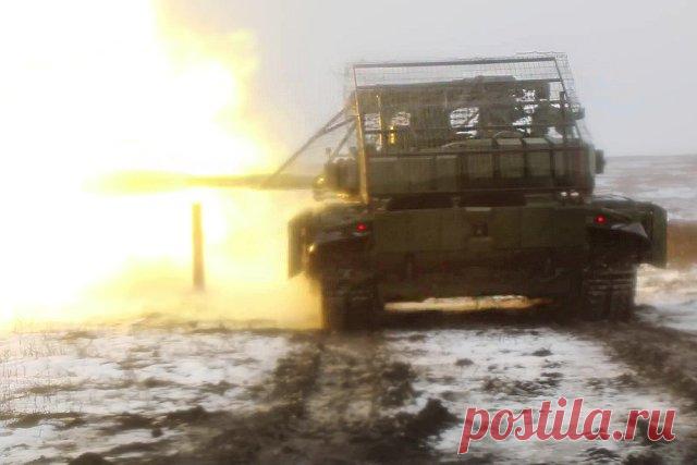 На вооружение ВС РФ поступили новые модификации танков. Танк Т-72Б3М проходит обкатку в тылу