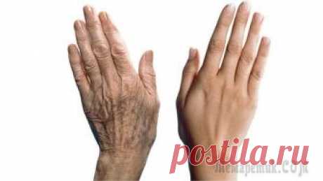 Супер средство для молодости рук Если у вас проблемы с руками: морщины, сухость, трещинки, пигментные пятна, я вам советую воспользоваться мазью с омолаживающим эффектом. Все ингредиенты самые простые, найдутся на кухне у каждой хозя...