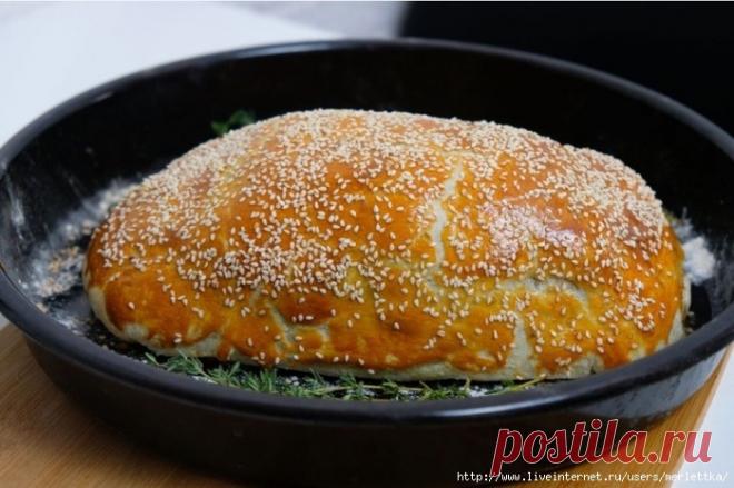 Праздничная Говядина Веллингтон с грибами, запеченная в слоеном тесте