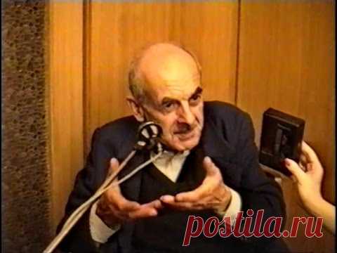 Булат Окуджава-предатель, медленно душивший Россию