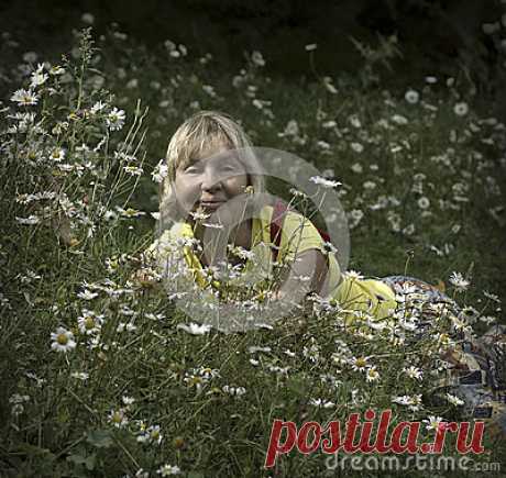 Portrait Of An Elderly Woman Tourist Stock Photo - Image: 93197911