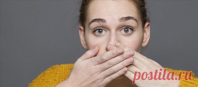 Что нельзя сообщать о своей карте сотруднику банка?