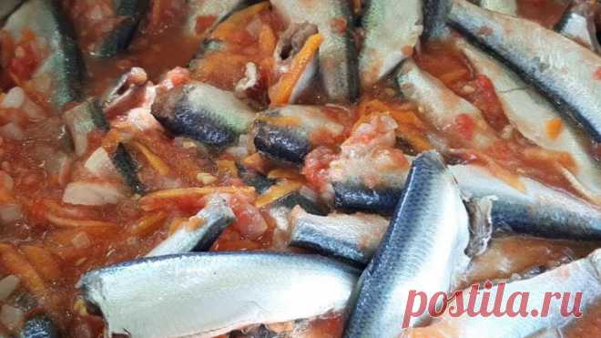 2 простых рецепта вкуснейшей 🐠 КИЛЬКИ В ТОМАТЕ на зиму!!! На много лучше магазинной!!! Готовая закуска получается, как магазинная консерва, только еще  вкуснее и дешевле! Приготовленная дома килька в томате несложное и очень вкусное рыбное блюд...