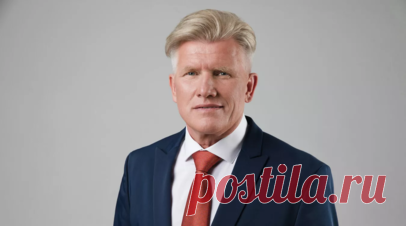 Васильев считает, что россиянам не надо ехать на Олимпиаду в Париже. Двукратный олимпийский чемпион по биатлону Дмитрий Васильев ответил на вопрос о том, надо ли российским спортсменам отказаться от участия в летних Олимпийских играх 2024 года в Париже. Читать далее