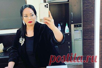 Гузеева посетила популярный европейский город и назвала удивившую ее особенность. Российская актриса и телеведущая Лариса Гузеева посетила Будапешт и назвала удивившую ее особенность этого популярного европейского города. По словам артистки, она прилетела с дочерью Ольгой в столицу Венгрии на три дня. «Город, конечно, удивительный, чистый и он только хорошеет. А знаете, что удивило?», — сказала она.