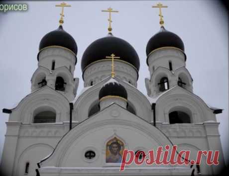 Церкви