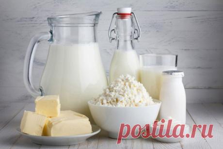 Гликемический индекс молочных продуктов, что можно при диабете Считается, что сыр, творог и кефир имеют нулевой гликемический индекс. Но это касается только натуральных продуктов без примесей.