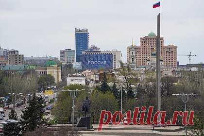 В СПЧ назвали место создания российской идеологии. Российская идеология создается в Донбассе. Об этом в ответ на предложение главы Следственного комитета России Александра Бастрыкина прописать в Конституции государственную идеологию заявил председатель Совета по правам человека (СПЧ) при президенте страны Валерий Фадеев.