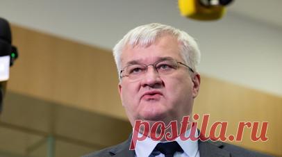 Сибига: Киев не примет «двусмысленных гарантий безопасности» и вывода войск. Глава МИД Украины Андрей Сибига заявил на заседании Совета Украина — НАТО, что Киев не примет «двусмысленных гарантий безопасности» и требований одностороннего вывода войск при заключении мирного соглашения. Читать далее