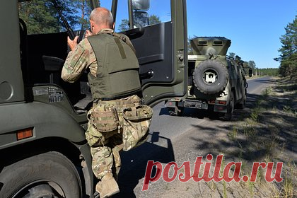 В Харьковскую область направили резервные соединения вооруженных сил. В Харьковскую область входят резервные соединения вооруженных сил. Об этом сообщили в пресс-службе администрации региона. Там заявили, что по всей линии соприкосновения продолжаются бои, уточнив, что населенные пункты Балаклея и Шевченко остаются под контролем российских войск и местных властей.