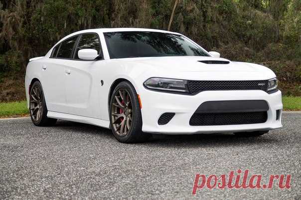 2015 Dodge Charger Hellcat / Только машины