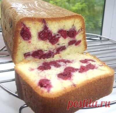 Кекс с вишней и кокосовой стружкой : Выпечка сладкая
