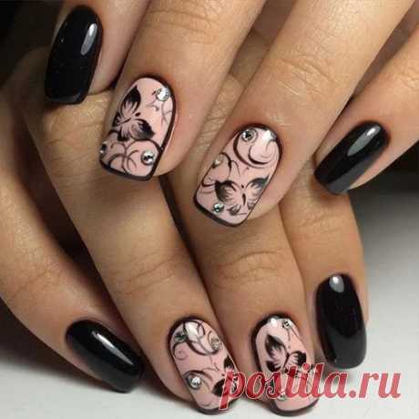 Строгий, но очень стильный маникюр на работу! 💅👩 Обязательно нужно попробо...