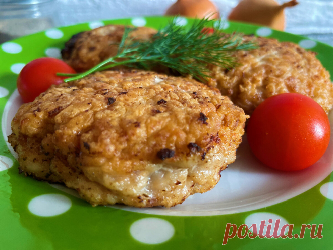 Приготовила котлеты, как их готовят для себя цыгане и дома все довольны, получились сочные и нежные, делюсь рецептом | Кухня СССР | Яндекс Дзен